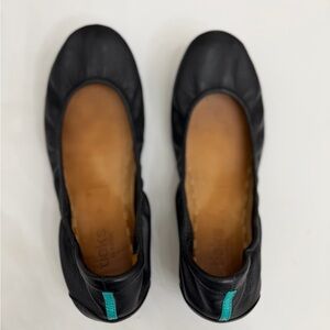 Tieks Genuine Black Leather Ballet Flats with carrying tote and box